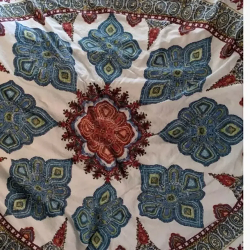 Pottery Barn Aurora Medallion Queen / Full Duvet Multicolored cotton 92 X 88